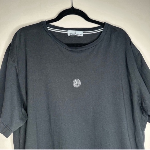 STONE ISLAND Men's Black T-Shirt Size 3XL - Picture 2 of 7